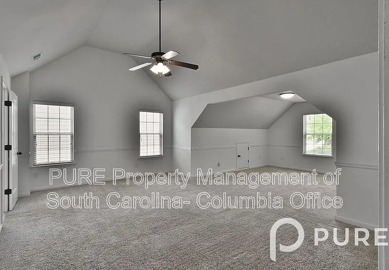 522 Moulton Way — Photo 17