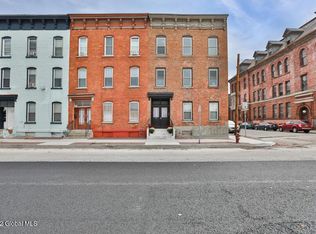 280 3rd St APT 3, Troy, NY 12180