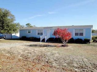 100 Taylor Ln, Hubert, NC 28539