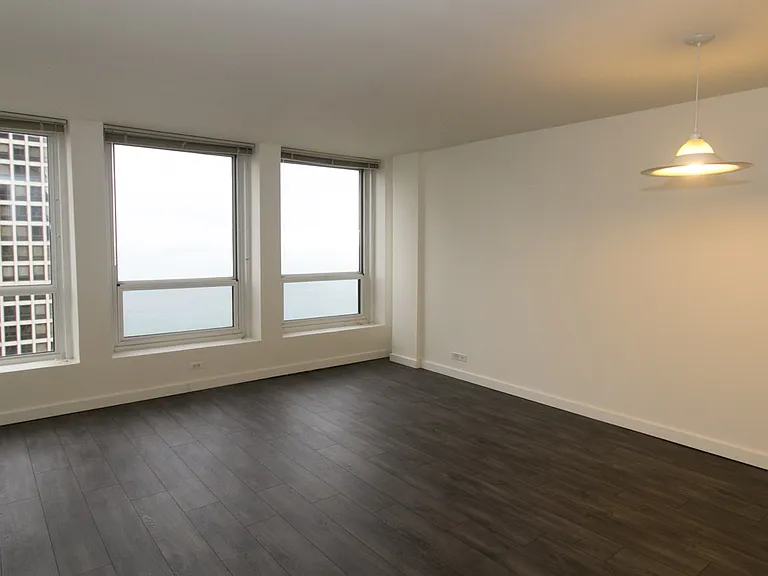 Dining/Living room