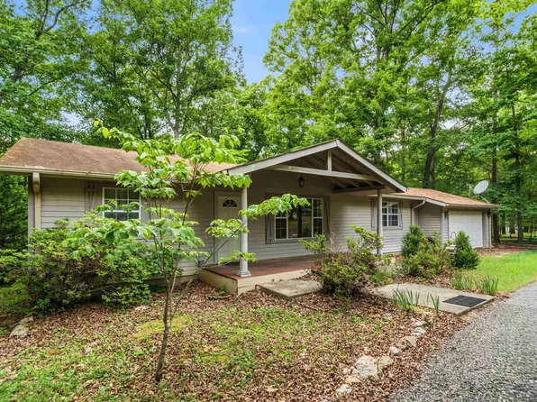308 Lawrence Ln, Hot Springs, AR 71913