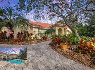 8 Roma Ct, Palm Coast, FL 32137