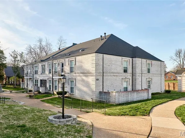 4392 Chateau De Ville Dr APT F, Saint Louis, MO 63129