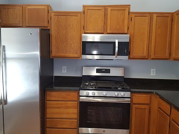 2nd image of 1380 Appian Way