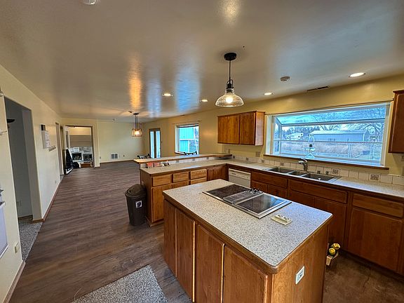 5th image of 433 Ringhoff Rd