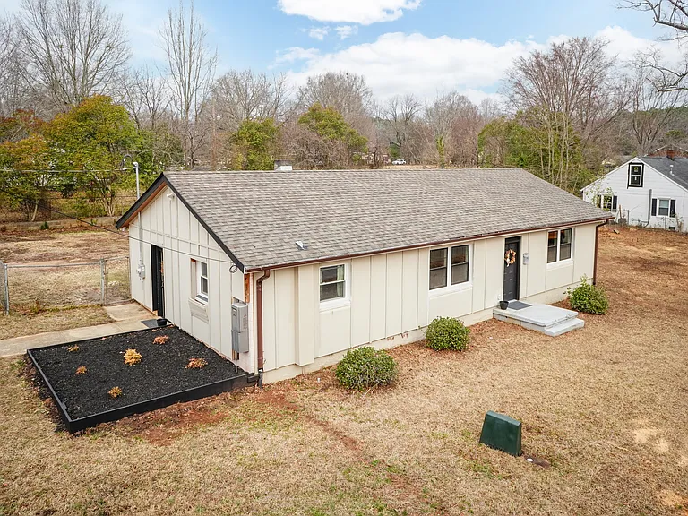 701 Elizabeth Ave — Photo 17