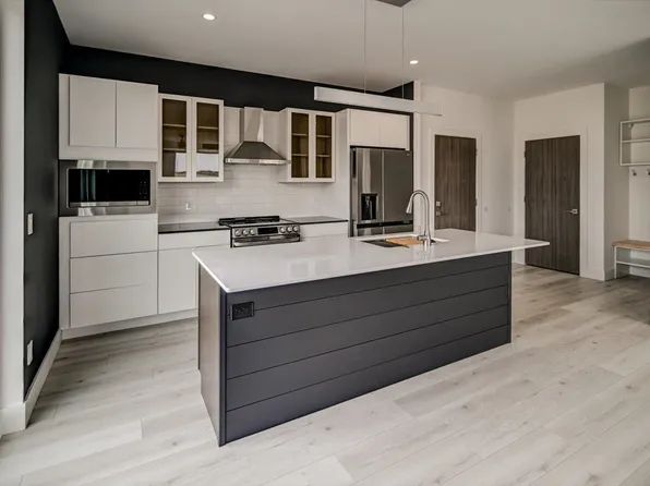 5342 Nobel Dr #3, Madison, WI 53711