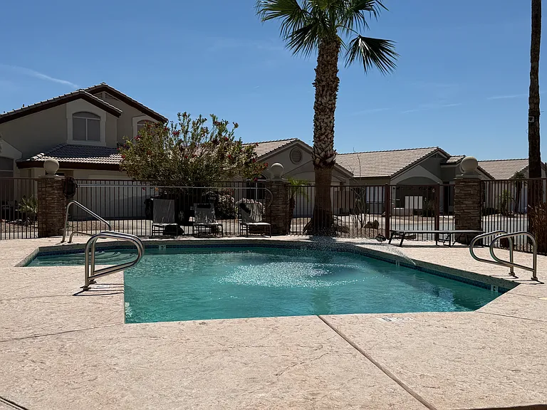 8977 W Lisbon Ln — Photo 30