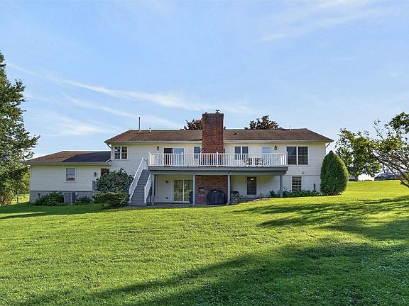2nd image of 2067 Eddy Rd