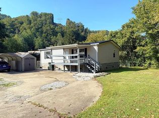 66 Haywood Ln, Prestonsburg, KY 41653