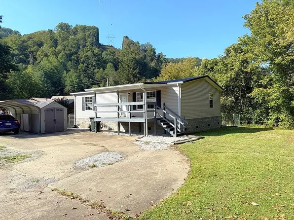 66 Haywood Ln, Prestonsburg, KY 41653