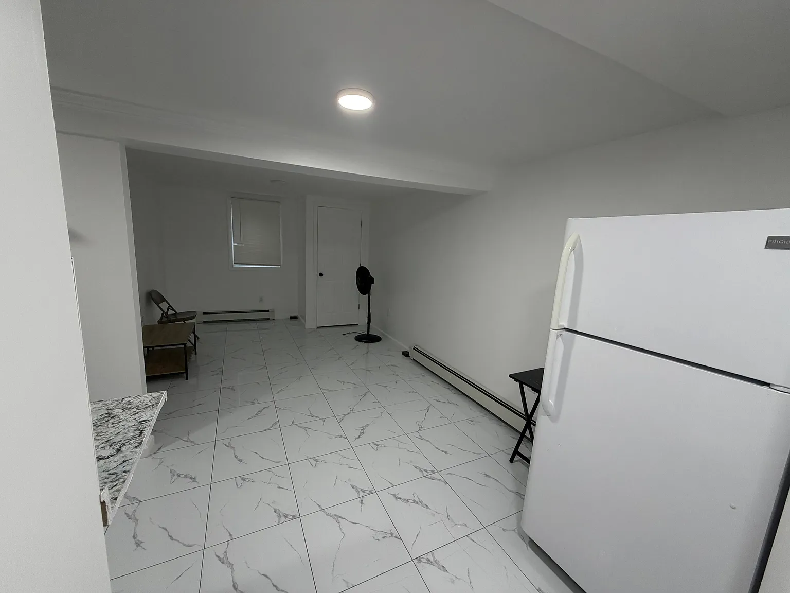 1 bed, 600 sqft, $1,800 — Photo 2