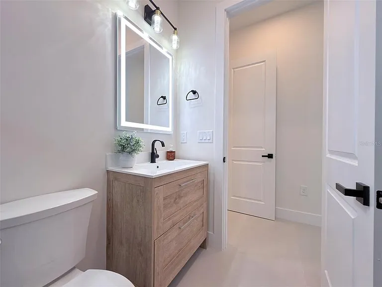 14671 Lillian Cir — Photo 29