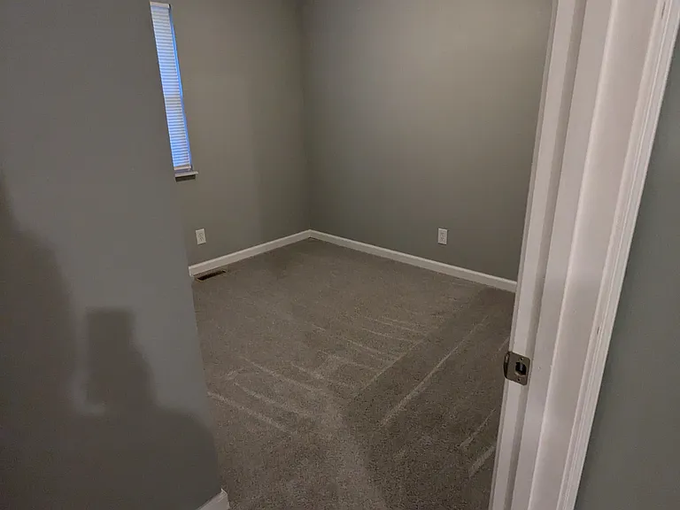 2223 Jackson Dr — Photo 25