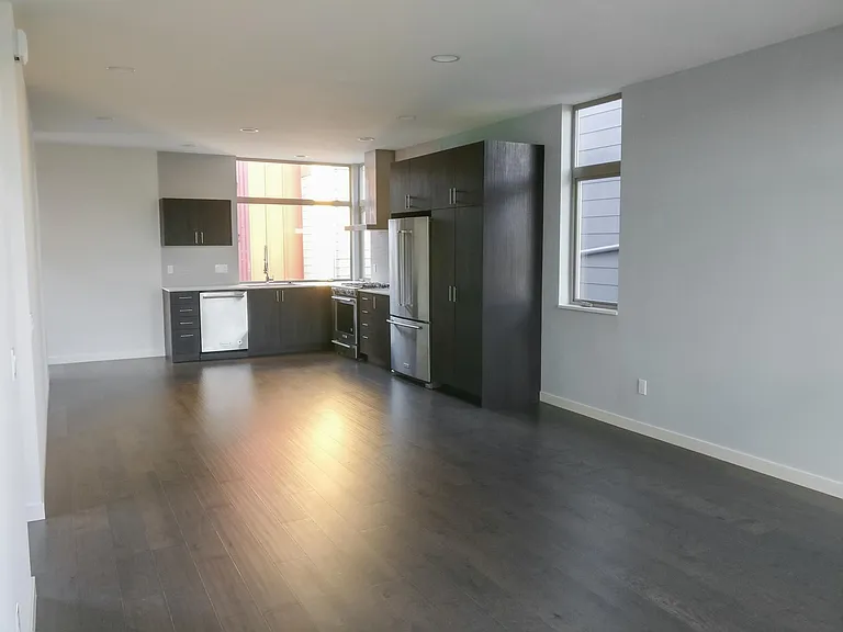 3810 Whitman Ave N — Photo 5
