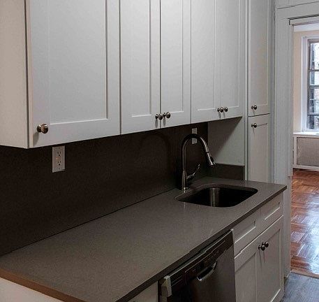 3rd image of 502 E 84th St APT 4B