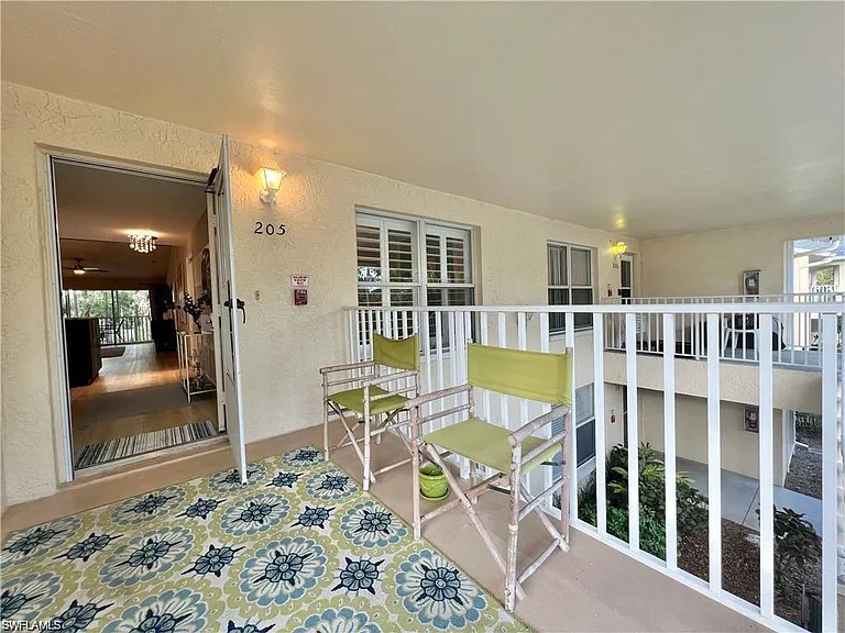 1120 Sarah Jean Cir #B-205 — Photo 35