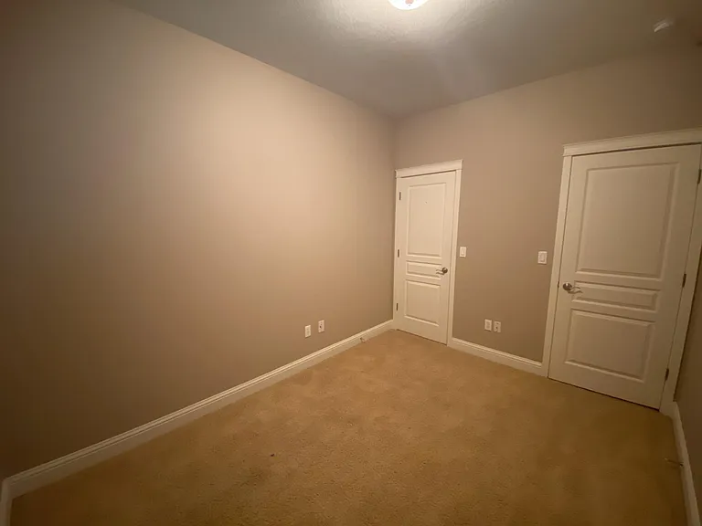 17910 NE 36th Way — Photo 11