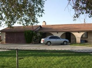 14916 Luna Rd, Victorville, CA 92392