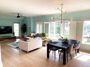 525 N 3rd St #404, Jacksonville Beach, FL 32250