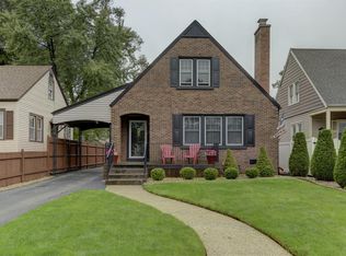 258 Oakwood St, Hammond, IN 46324