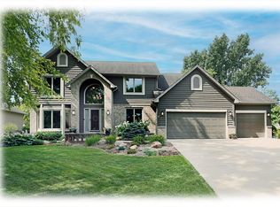8629 Terraceview Ln N, Maple Grove, MN 55311