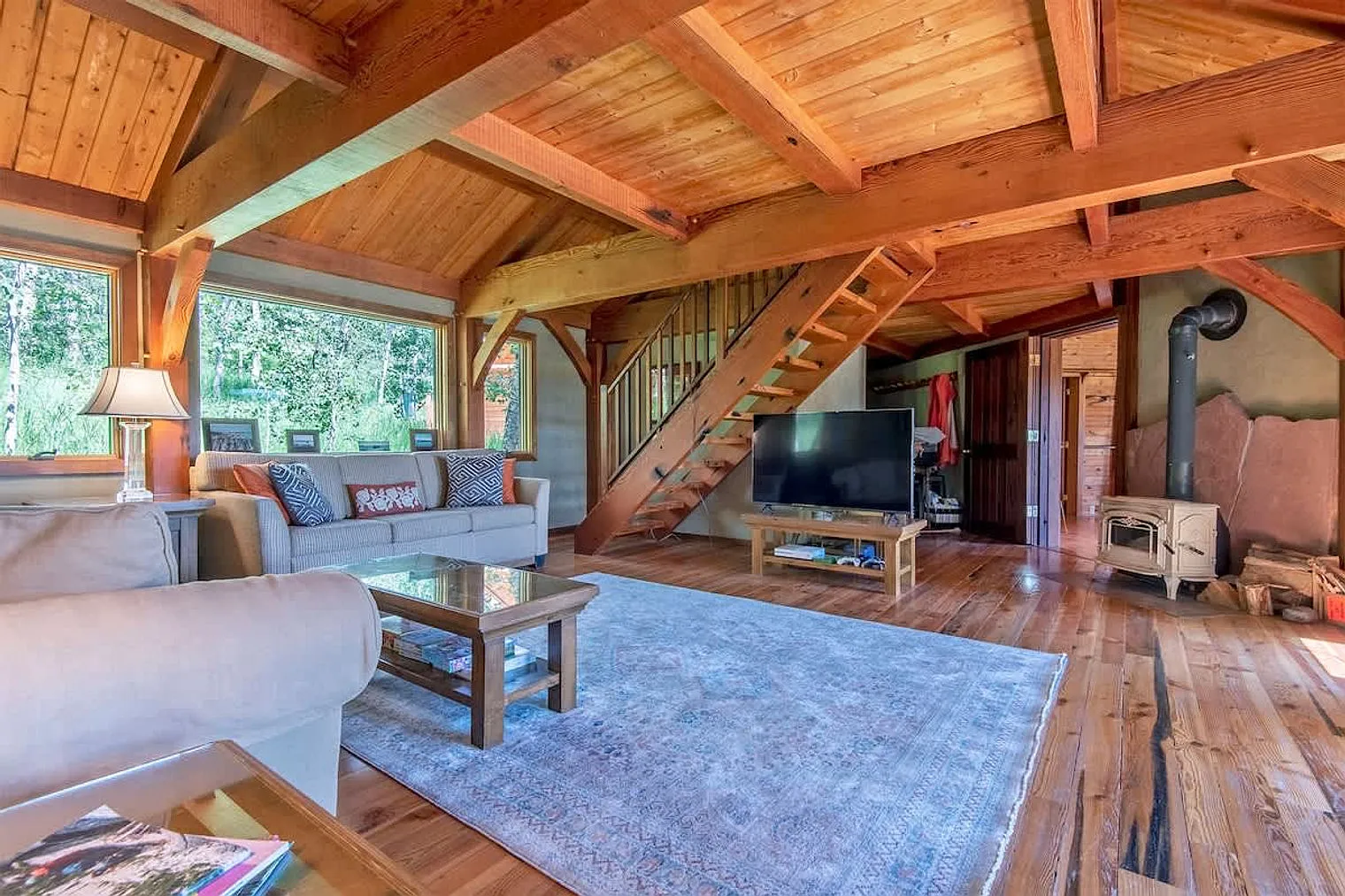 4 bed, 2.0 bath, $8,823 — Photo 3
