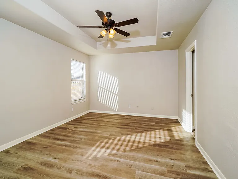 3605 Candlebrook Ln — Photo 9