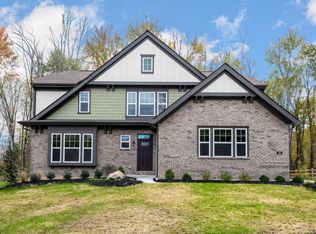 355 Cedar Dr, Loveland, OH