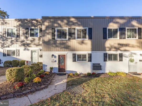 32 Fords Edge, Royersford, PA 19468