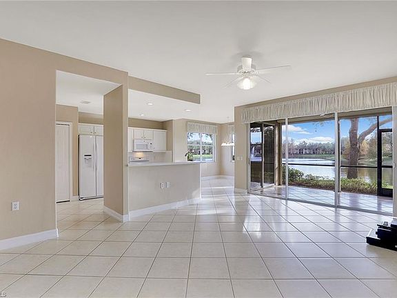 5th image of 20915 Island Sound Cir Unit 101