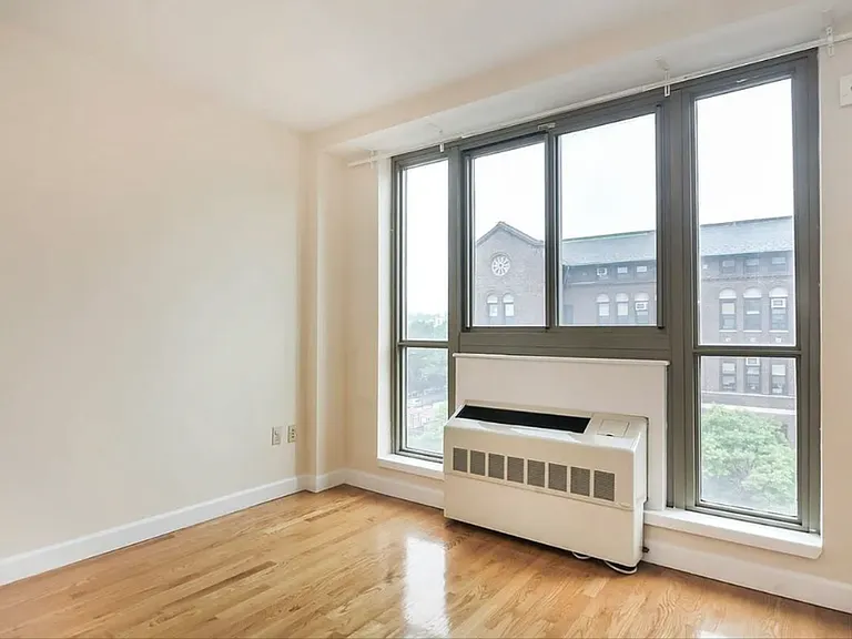 426 4th Ave #4B — Photo 4