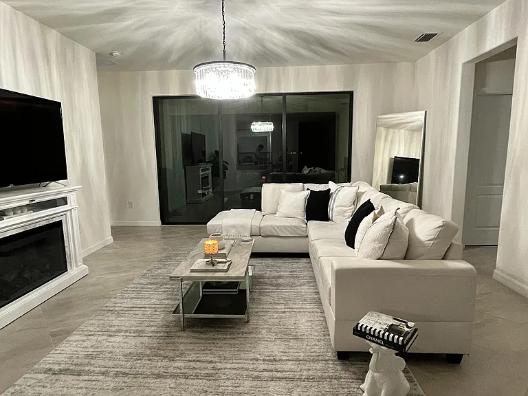 14543 Adina Ln — Photo 24