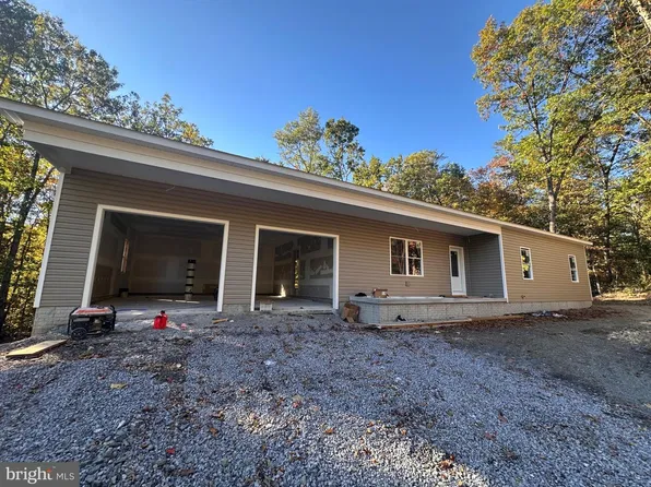 Mauve Rd, Hedgesville, WV 25427