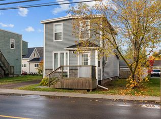 383 Queen St, Charlottetown, PE C1A 4C9