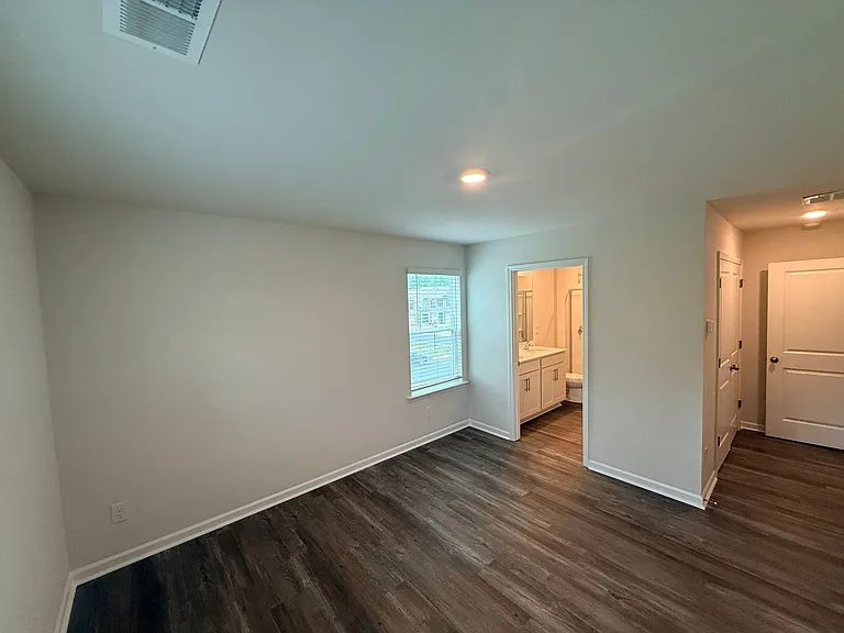 5167 Hyrule Dr — Photo 30