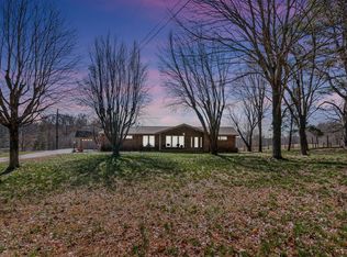 1050 Belmont Rd, Clarksville, TN 37040