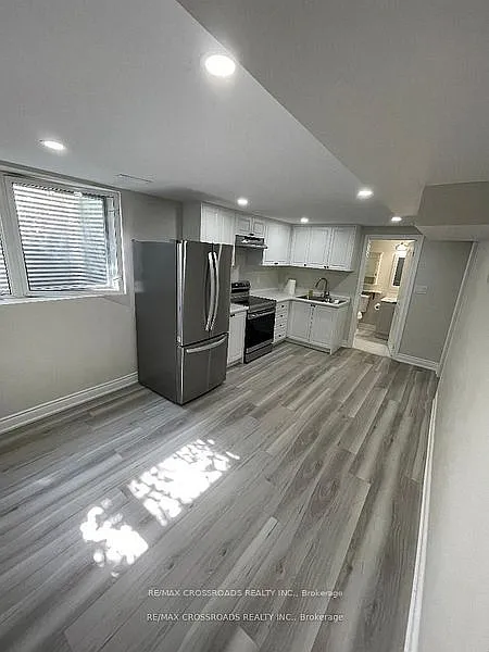 2 bed, $1,700 — Photo 3