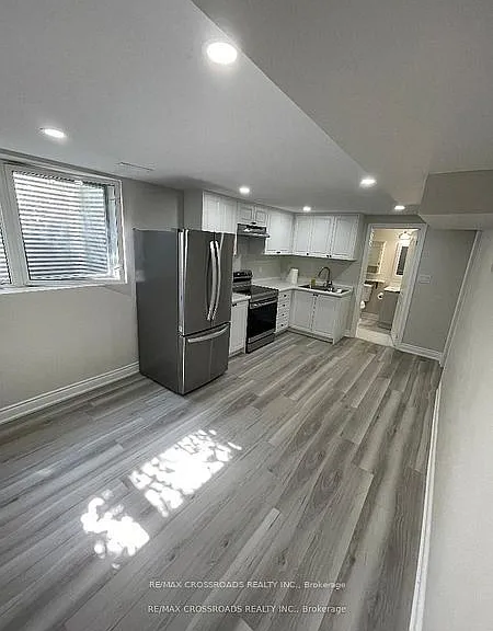 1538 Amberlea Rd — Photo 2