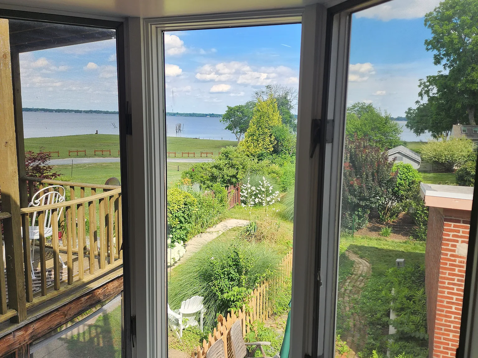 3 bed, 2.5 bath, 1875 sqft, $2,550 — Photo 3