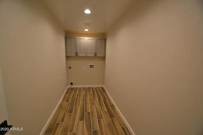 8650 E Virginia Ave — Photo 14