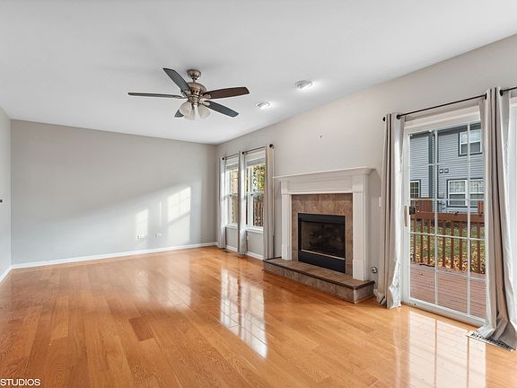 3rd image of 726 Kresswood Dr
