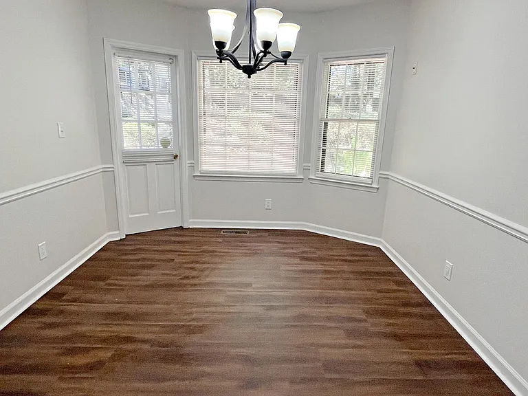 1863 Withmere Way — Photo 9