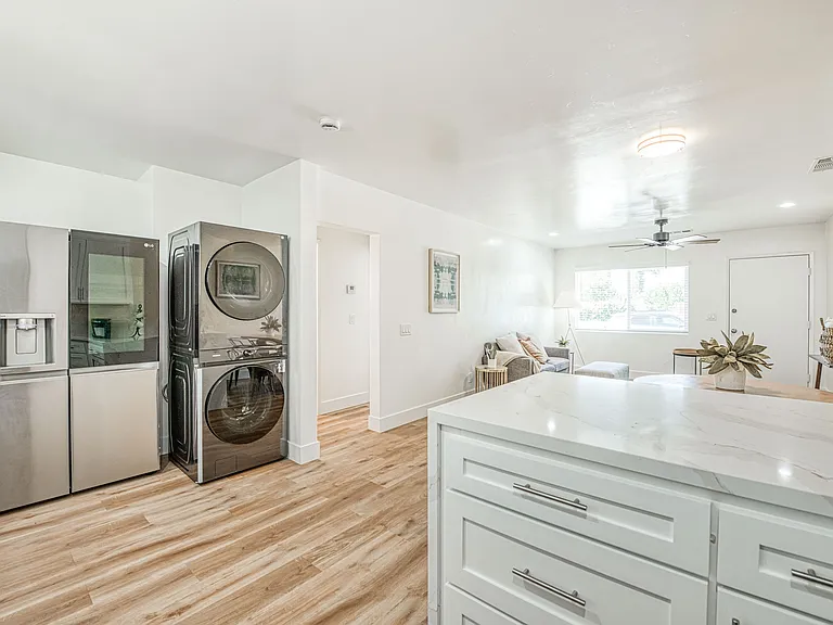 Luxury Kitchen& Appliances, LVP Flooring,Dual Pane Windows, Ceiling Fans, TV Mounts.