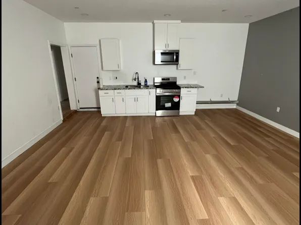 (undisclosed Address), Perris, CA 92570
