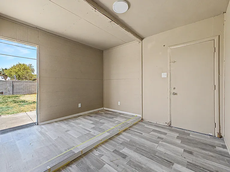 5828 N 63rd Dr — Photo 20
