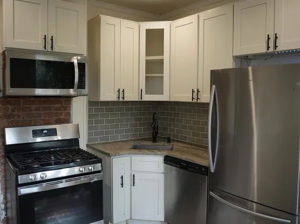 45 Neptune Avenue image 6 of 21