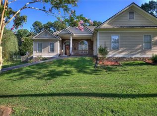 20 Hidden Valley Ln SE, Cartersville, GA 30121