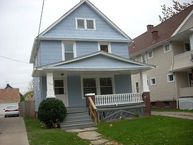 3359 W 88th St photo 1