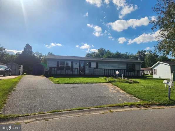 11 Bill Dr, Denver, PA 17517